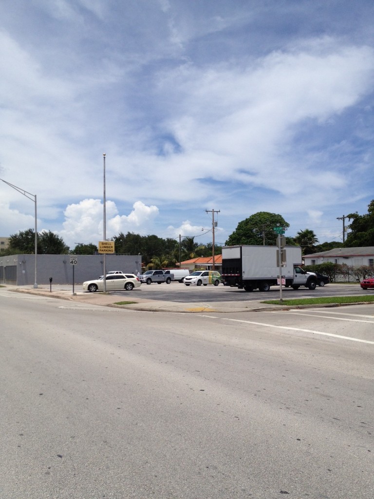 Construction of commercial parking lot in Miami