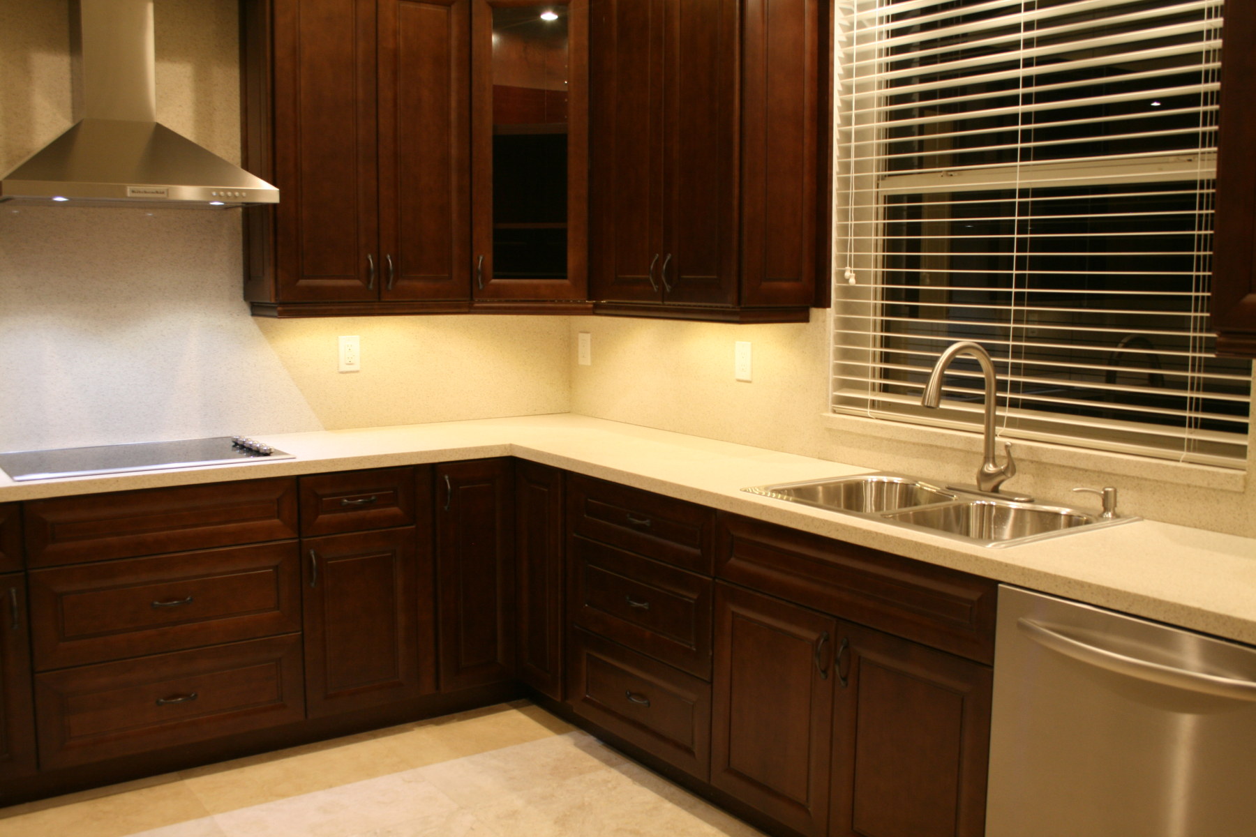 New solid wood kitchen cabinets