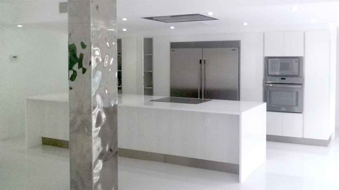 Italian kitchen design with white high-gloss kitchen cabinets