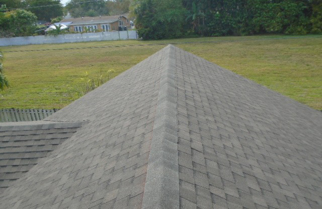 Final photo of installed architectural shingle in Kendall