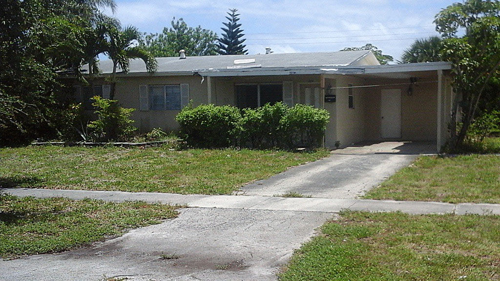Photo before REO repairs